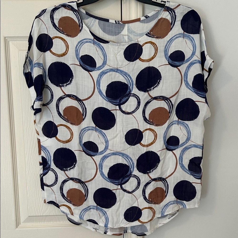 Stylish Women's Circle Print Top